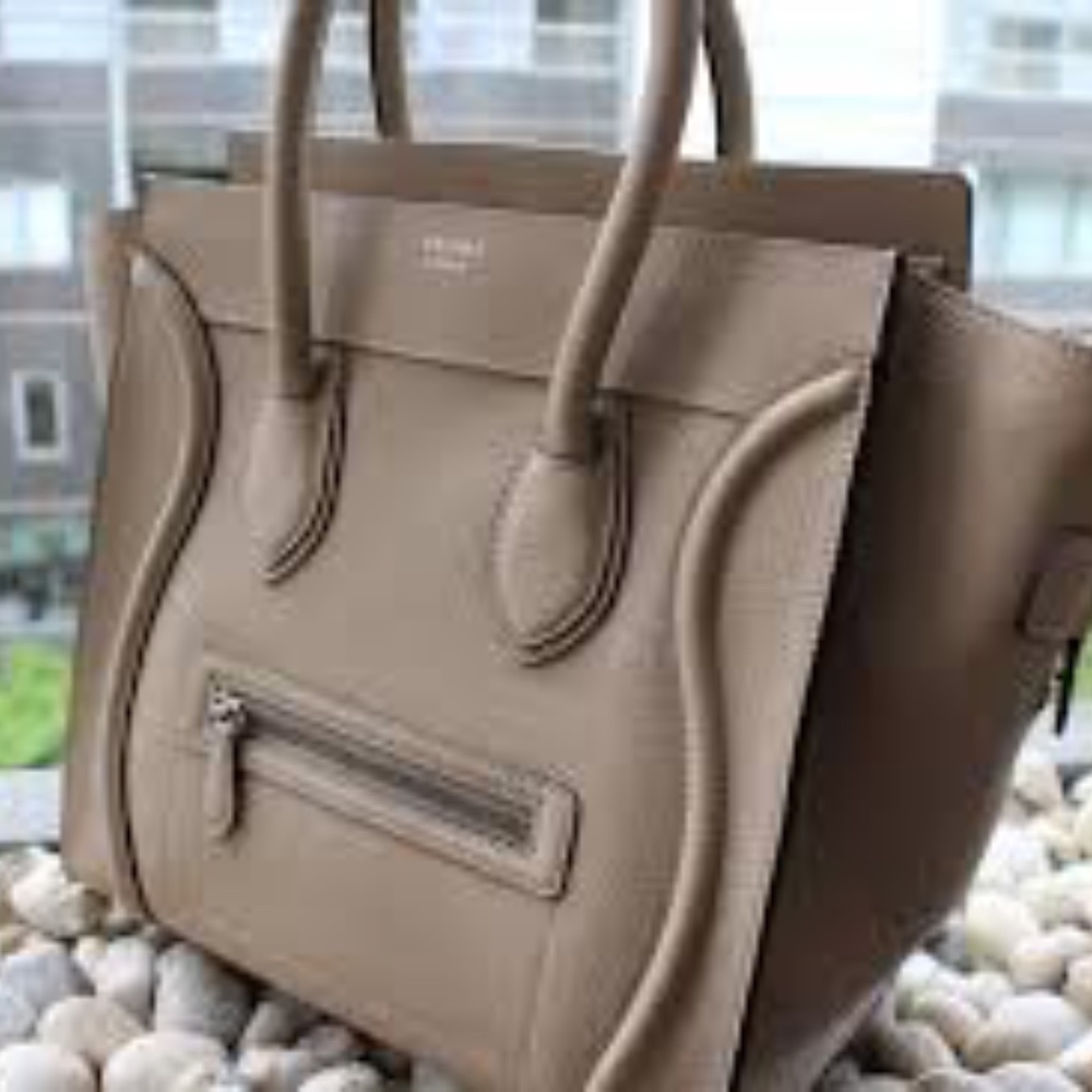 Celine - Picture 2 of 4